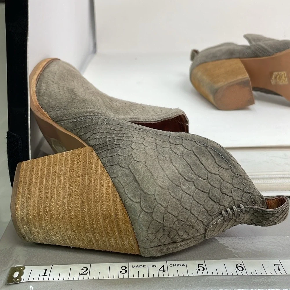 Jeffrey Campbell jeffery campbell